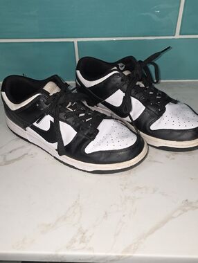 Nike Dunk Low Retro White Black Sneakers 2021 Size 9